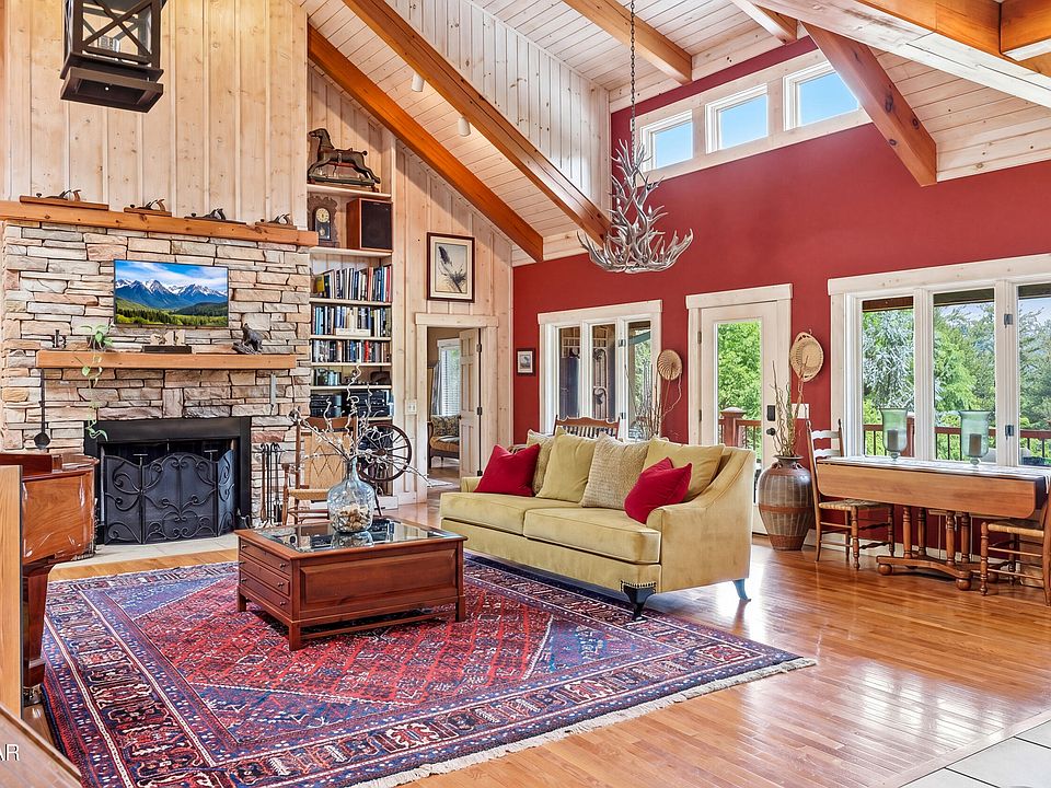 34th image of 1319 Licklog Hollow Rd