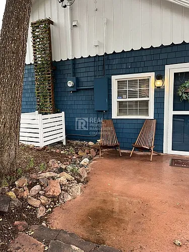 322 Terrace Pl Photo 1
