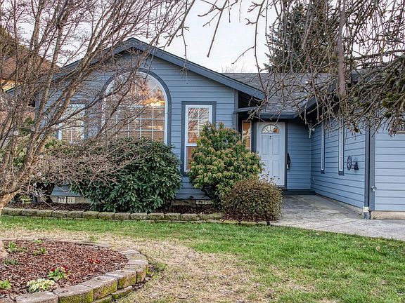 3rd image of 10515 NE 81st St