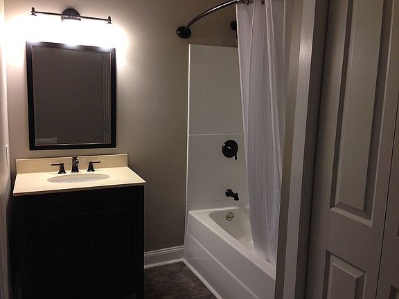 First Floor Bath/Laundry