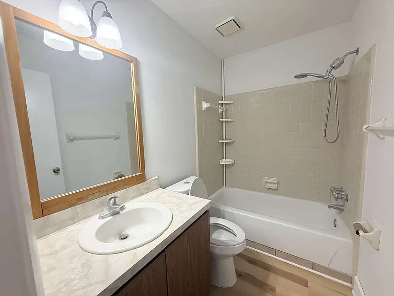 3815 Osprey Cir #D — Photo 13