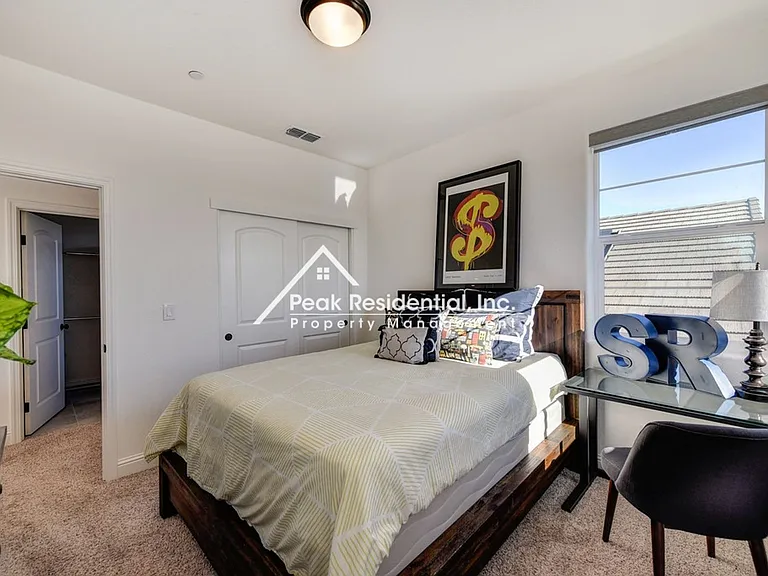 12753 Glass Beach Dr — Photo 41