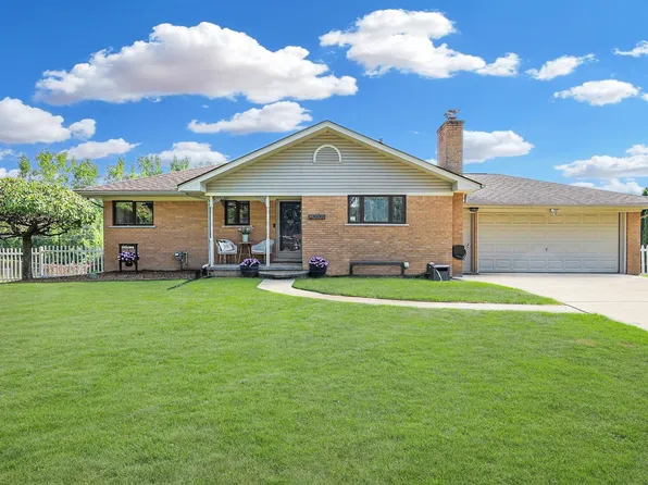 42101 Tessmer Dr, Sterling Heights, MI 48314