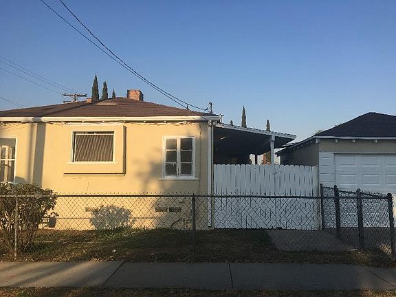Backyard w/ detached garage