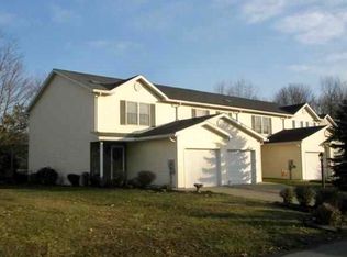 1009 Fair Oaks Dr, Fairmont, WV 26554