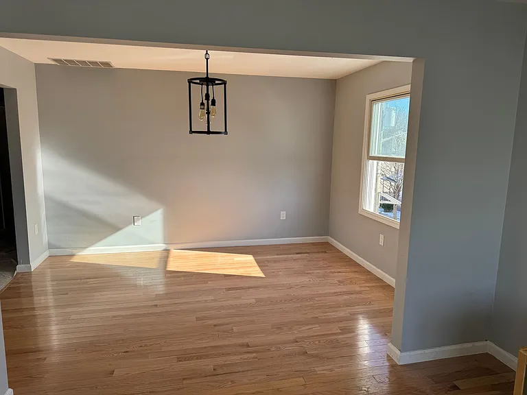 1829 S Wood Ave #2 — Photo 4
