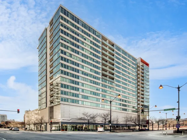 659 W Randolph St APT 1006, Chicago, IL 60661