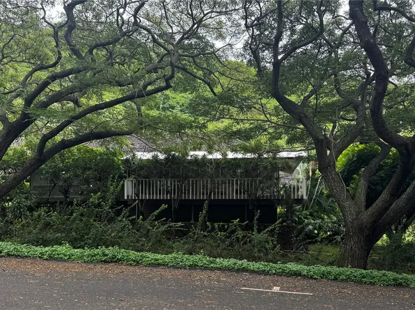 1509 Kalaniwai Pl #55, Honolulu, HI 96821