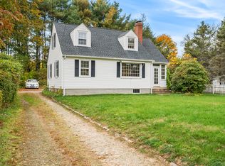 112 River Rd, Pawcatuck, CT 06379