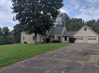 122 Woodmont Dr, Tullahoma, TN 37388