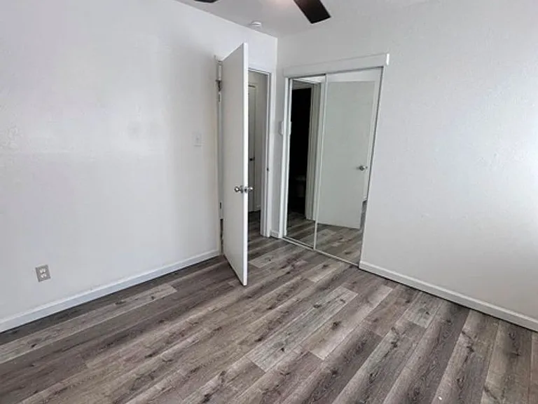 2544 Union St — Photo 39