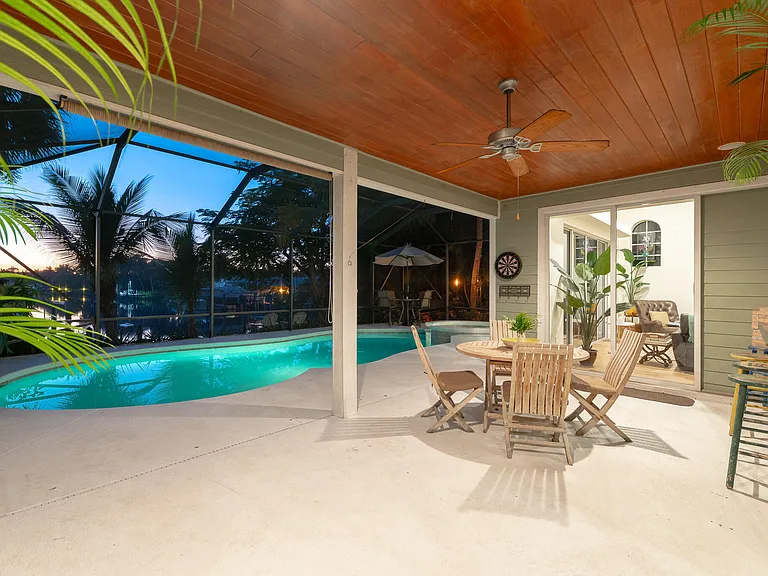 3842 SW Saint Lucie Ln — Photo 18