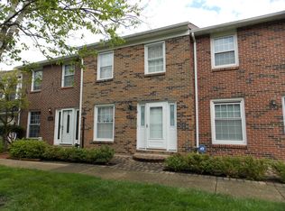 598 Dlyn St, Columbus, OH 43228
