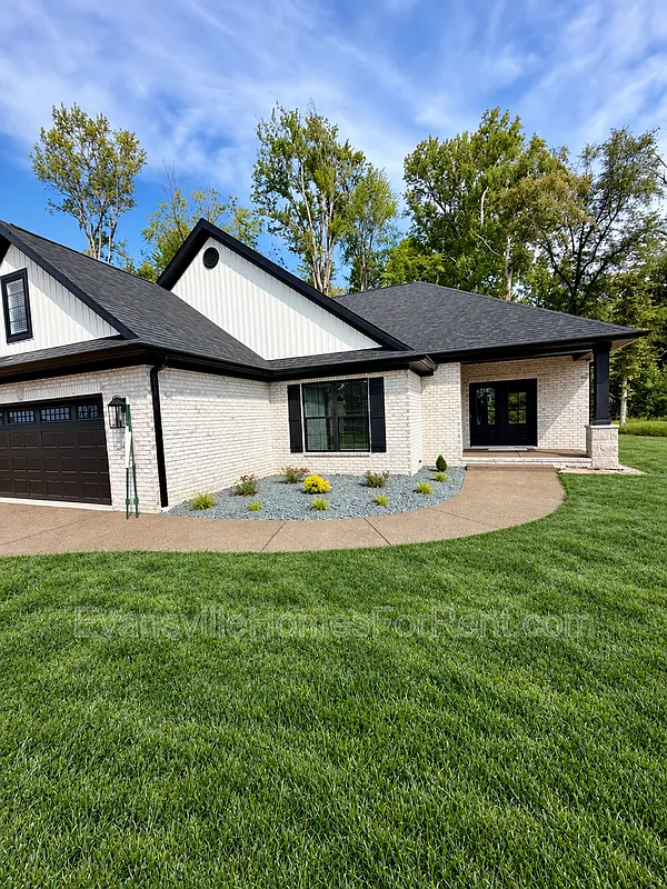 3 bed, 2.5 bath, $3,650 — Photo 2