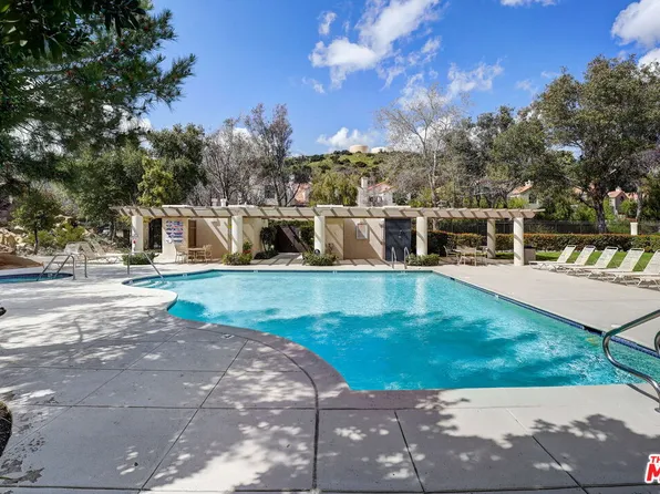 22345 Heritage Pass Pl, Chatsworth, CA 91311