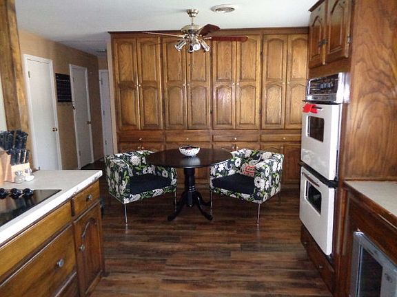 2nd image of 1801 Cedar Creek Dr