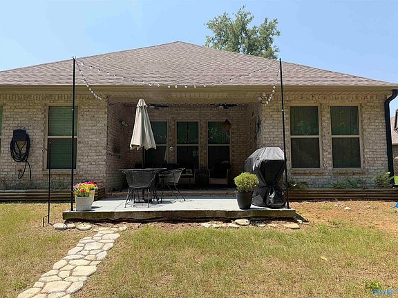 4th image of 153 Gardencove Cir
