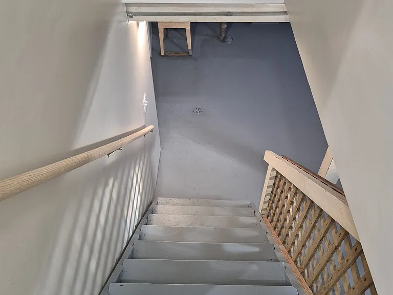 1069 Mulberry St — Photo 21