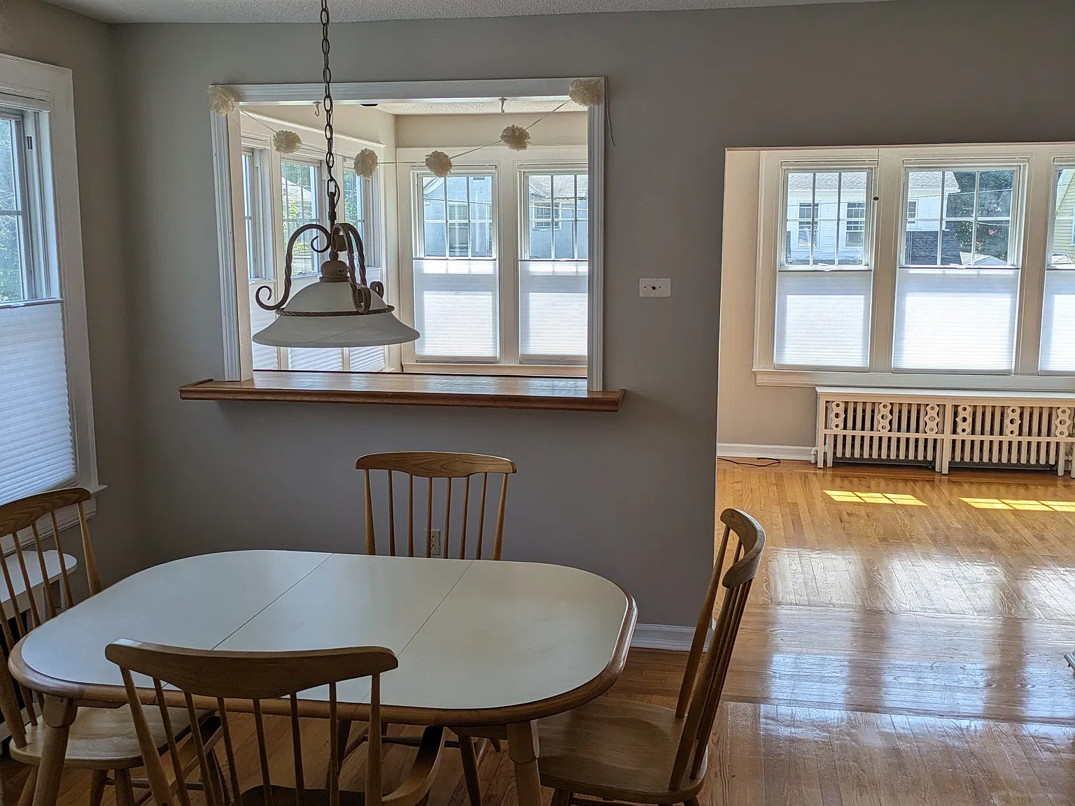 3 bed, 1800 sqft, $2,800 — Photo 3