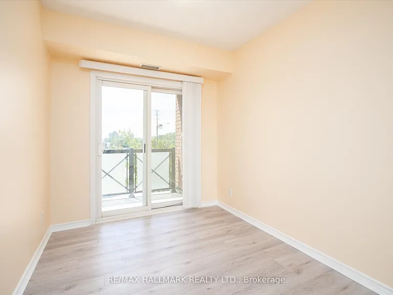 10 Mendelssohn St #117 — Photo 17