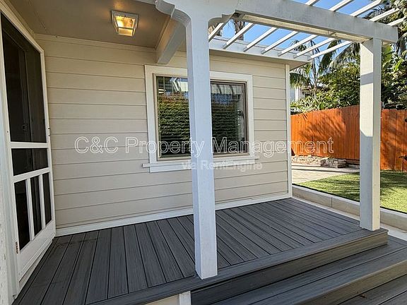 2nd image of 2263 Soto St