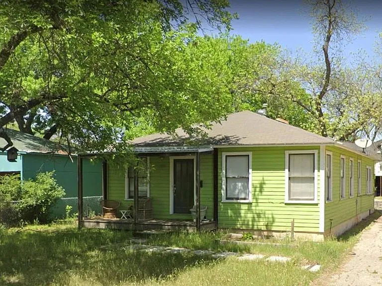 310 Franklin Blvd — Photo 1