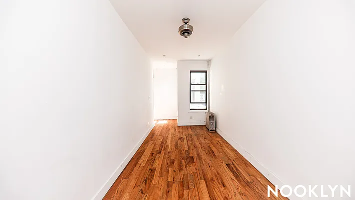 Rented by Nooklyn NYC LLC | media 11