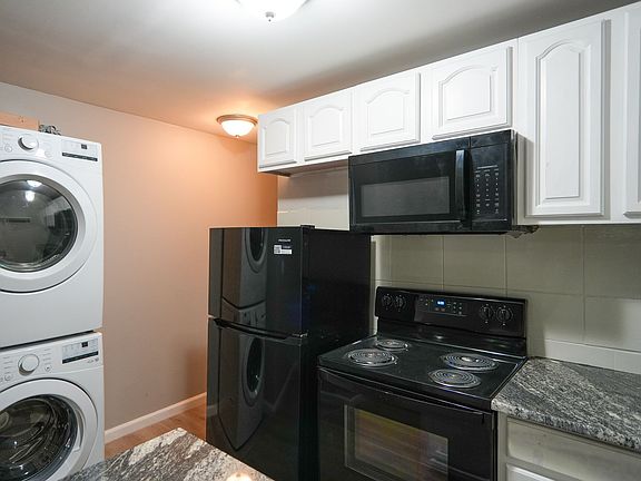 3rd image of 2022 N 8th St #Fbcfdbca7