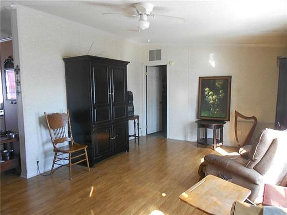 2nd image of 373 Crowell Ln