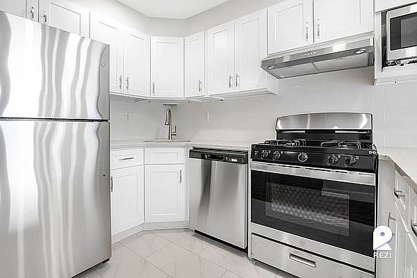1st image of 14836 89th Ave #7C