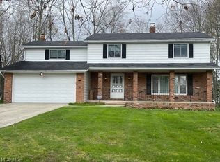 37935 Fox Run Dr, Solon, OH 44139