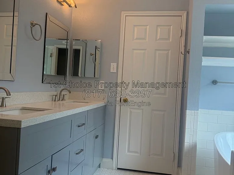 1325 Gatewood Dr — Photo 8