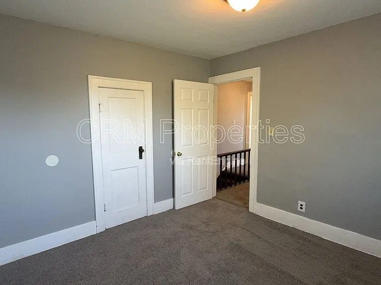 809 N Webster St — Photo 17
