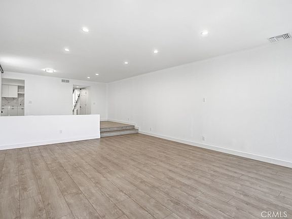 5th image of 7301 Vista Del Mar Ave #A101