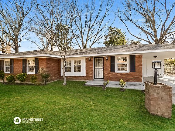 3rd image of 4858 Childs Dr