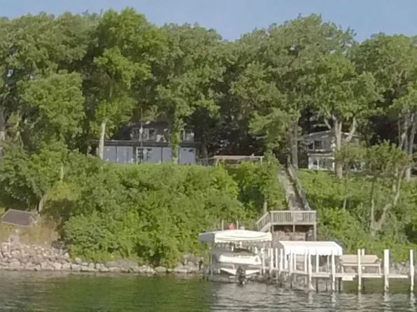 2228 Manhattan Blvd, Wahpeton, IA 51360