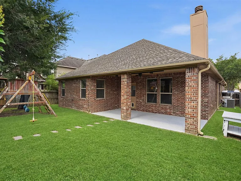 11126 Celano Dr — Photo 28