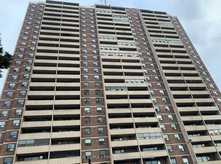 3390 Weston Rd #301, Toronto, ON M9M2X3
