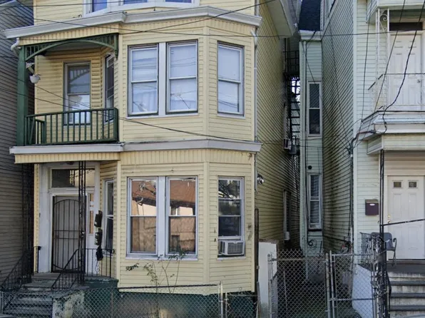 216 Park Ave APT 1, Paterson, NJ 07501