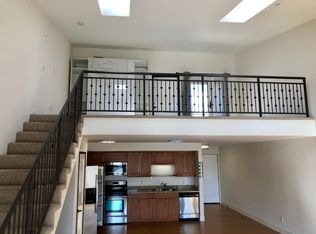 255 W 7th St APT 20, San Pedro, CA 90731