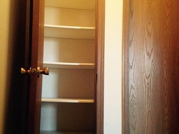 4th image of 5282 Brandy Oaks Ln