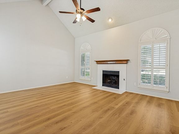 5th image of 1215 Spring Creek Dr
