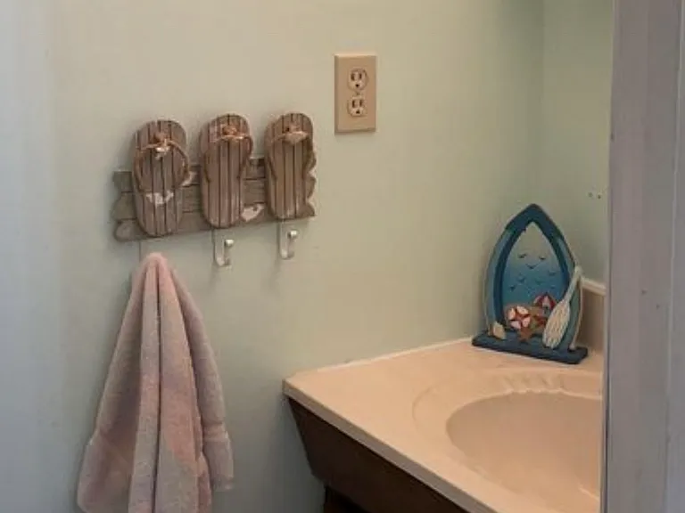 416 Bayshore Dr #204 — Photo 2