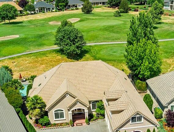 2nd image of 239 Pine Lake Dr