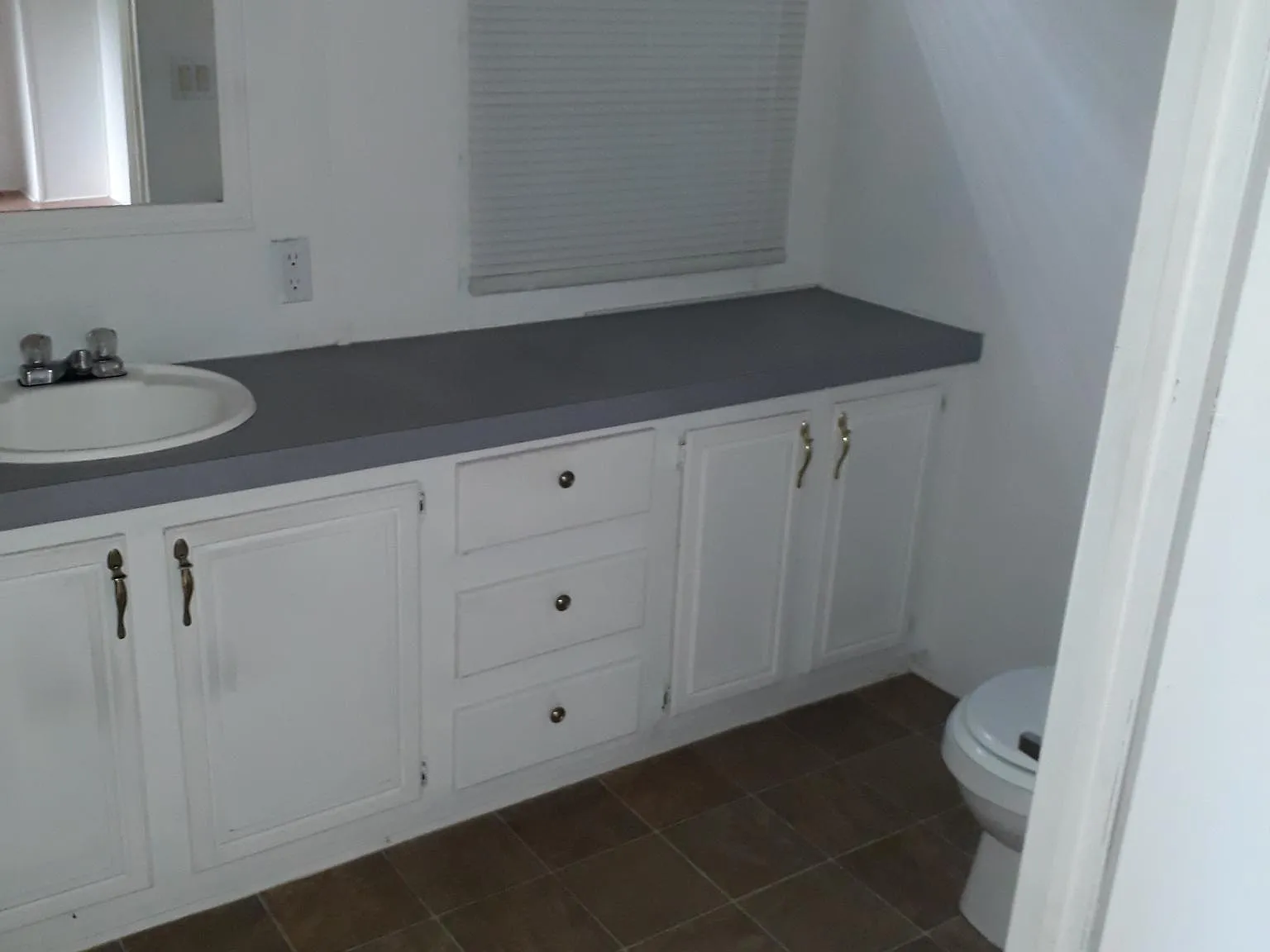 2 bed, 1160 sqft, $1,800 — Photo 3