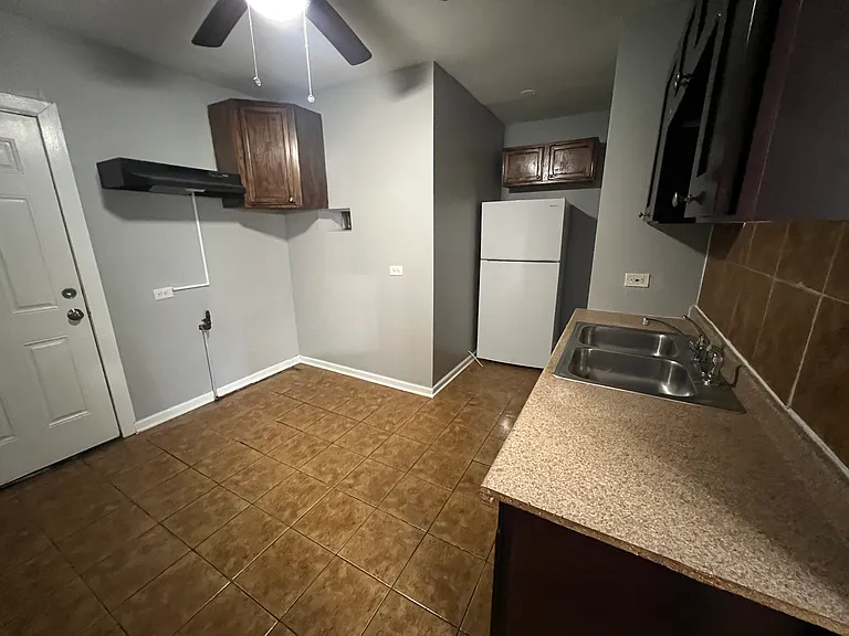 8559 S Bennett Ave #1 — Photo 5