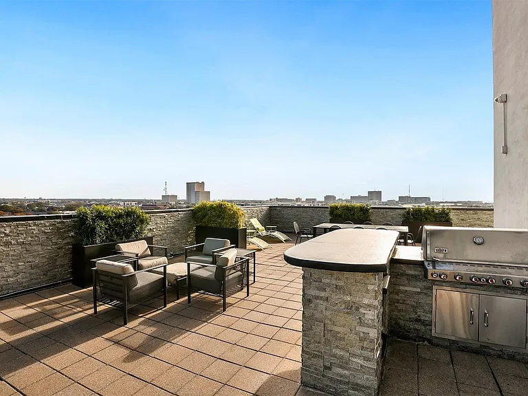 3110 Thomas Ave #309 — Photo 16