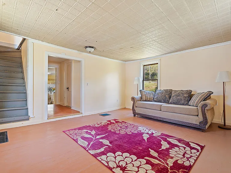 464 76th Rd — Photo 13