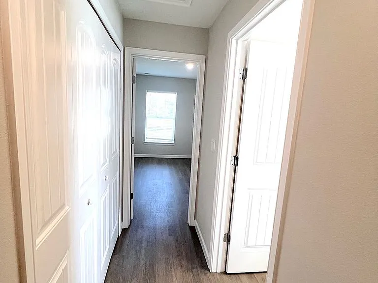 32 Postman Ln — Photo 23