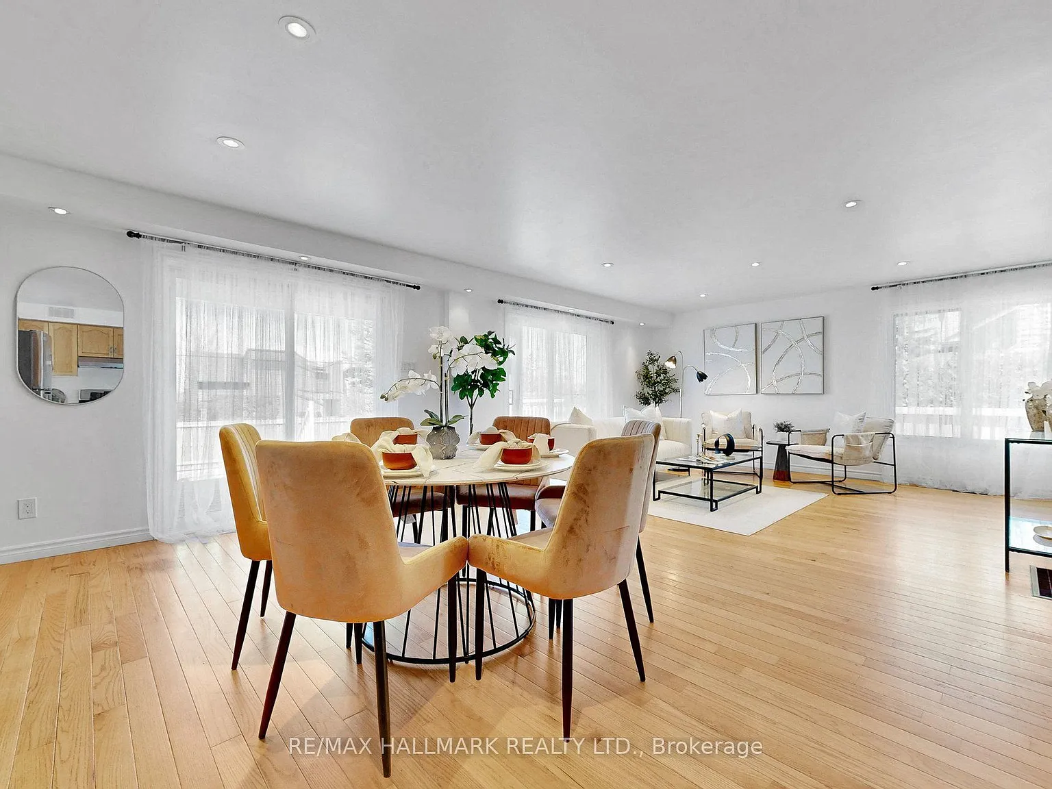 4 bed, $4,000 — Photo 2